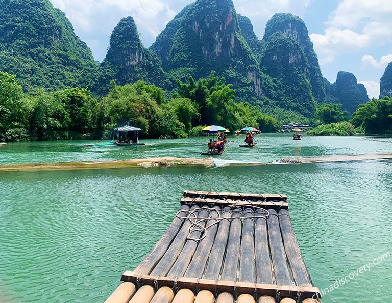 People rafting in Yulong river
