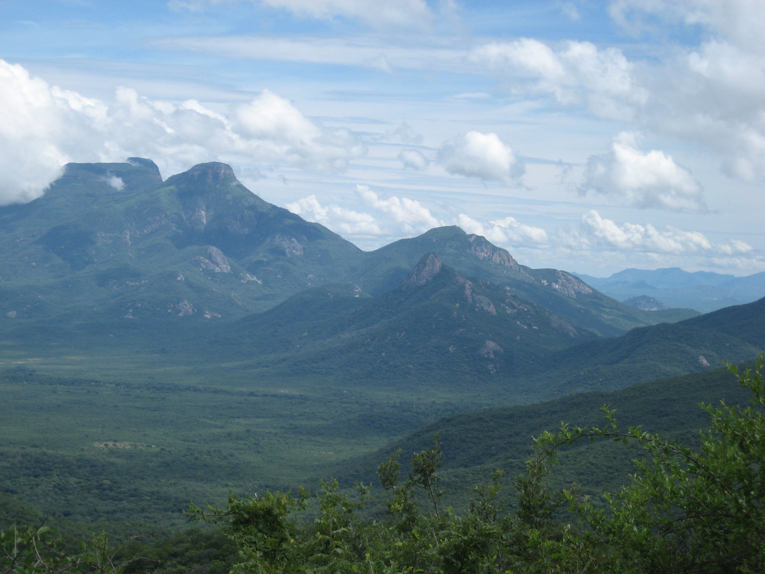 Lubango Namibe landscape